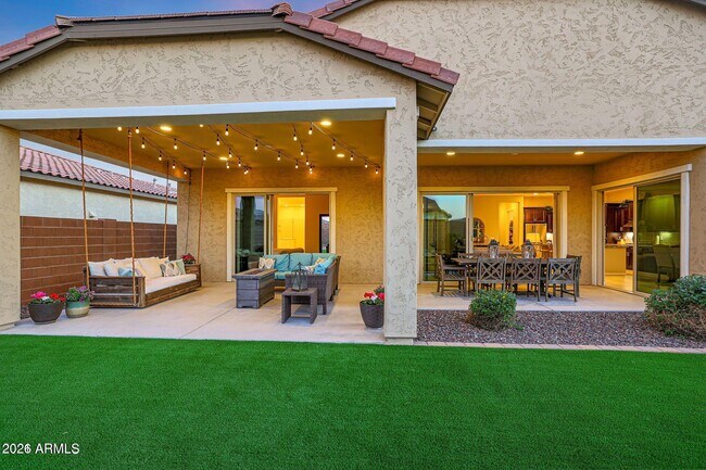 Building Photo - 18626 W Elm St