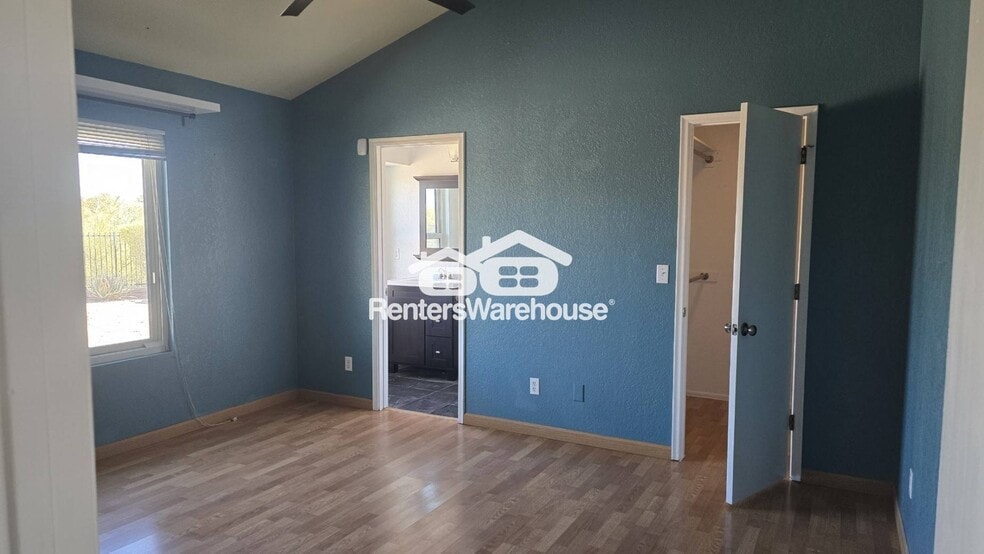 Building Photo - 2693 W Calle De Dalias