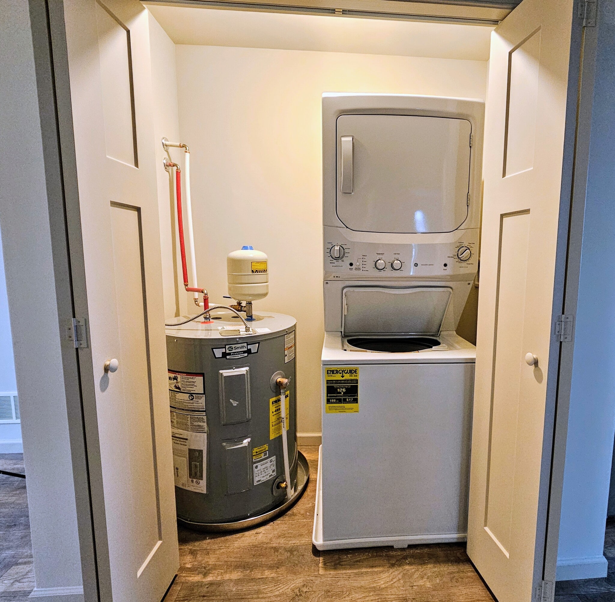 Building Photo - 2626 Creek Hill Rd