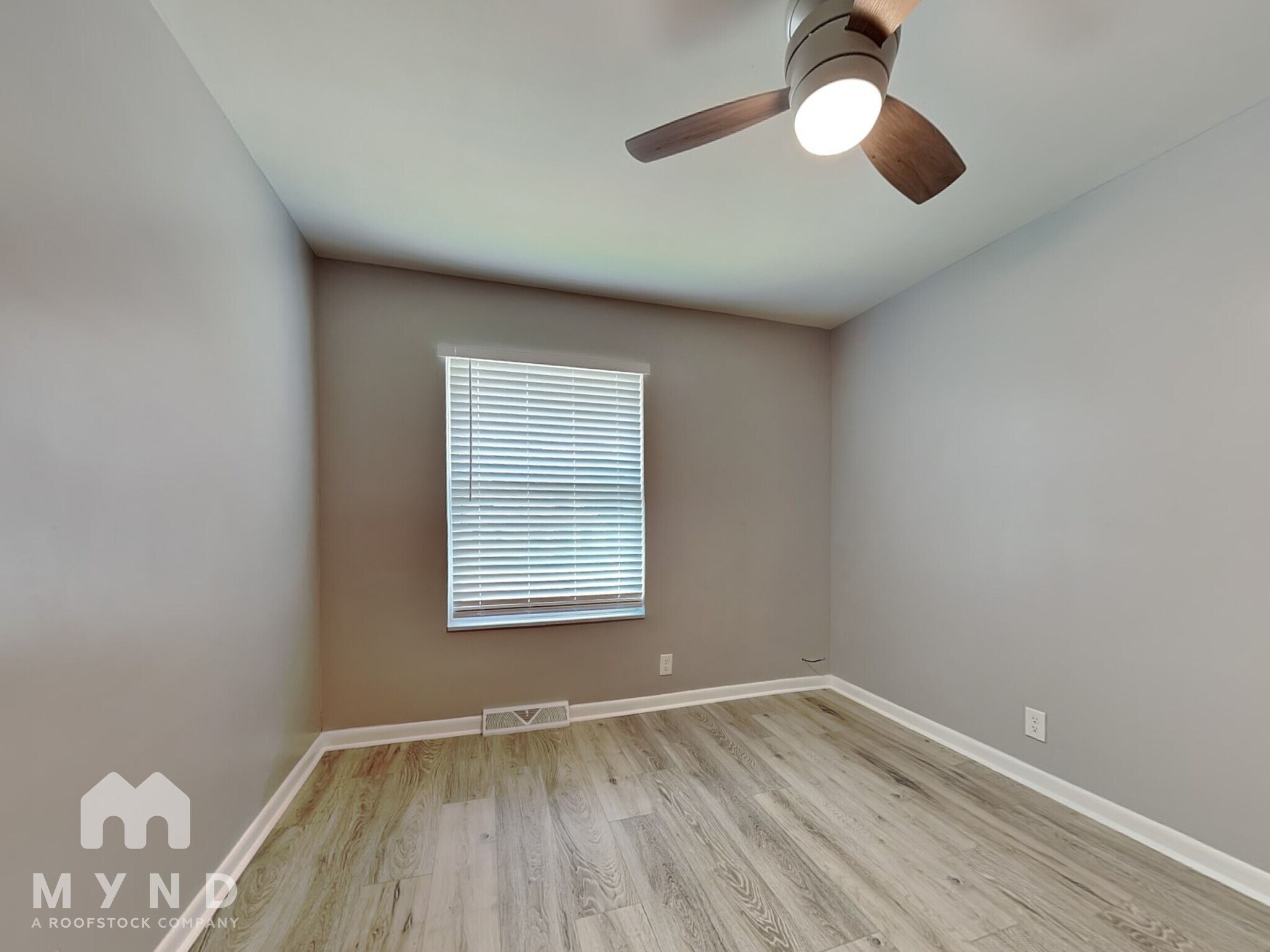 Building Photo - 5510 Country Dr