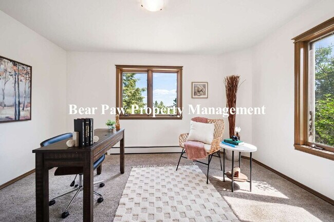 Building Photo - Great House in South Evergreen!! Must See!!
