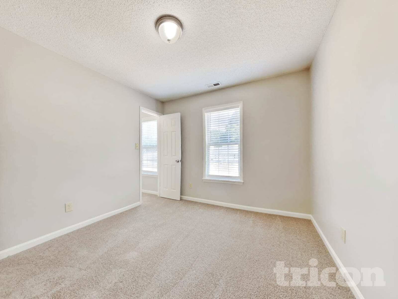 Building Photo - 2113 Ruddy Rd