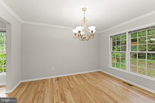 Building Photo - 2660 Oakton Glen Dr
