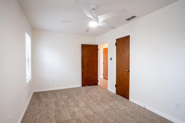 Building Photo - 3808 33rd St