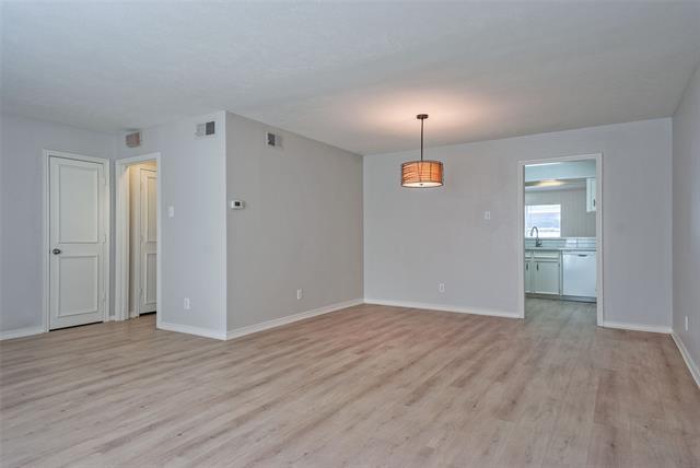 Building Photo - 10679 Sandpiper Ln