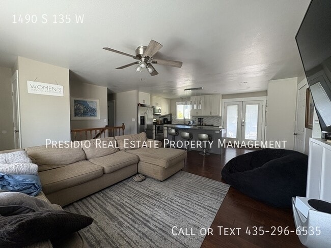 Building Photo - 1490 S 135 W