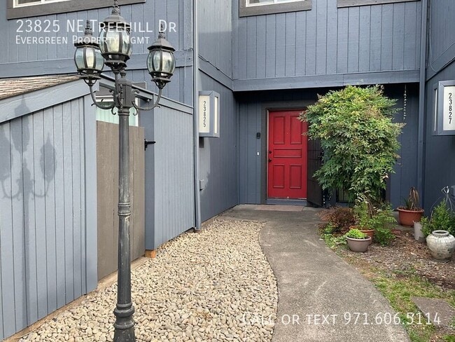 Primary Photo - 23825 NE Treehill Dr