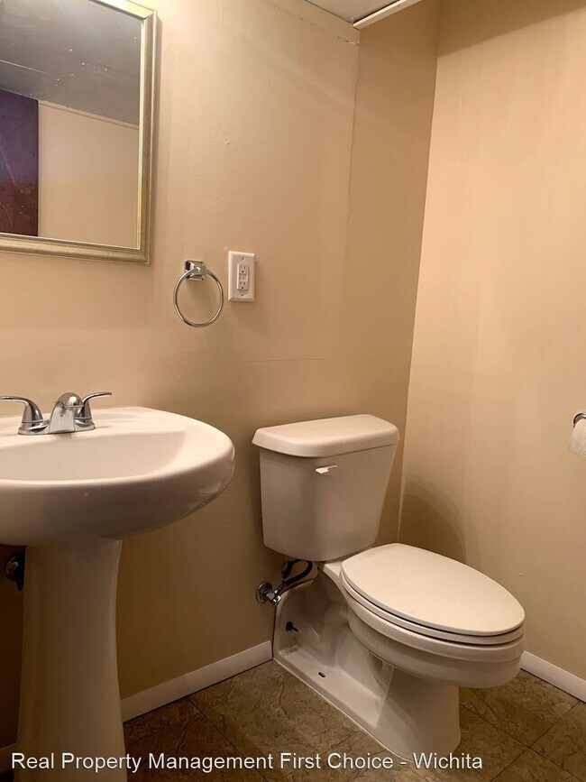 Building Photo - 3 br, 1.5 bath House - 2274 S Euclid