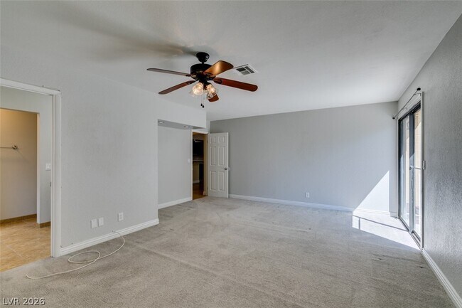 Building Photo - 3221 E Rochelle Ave