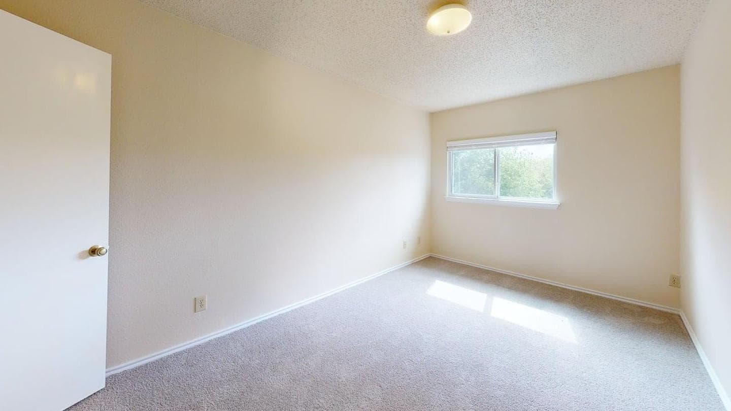 Building Photo - 2166 Mossy Creek Dr