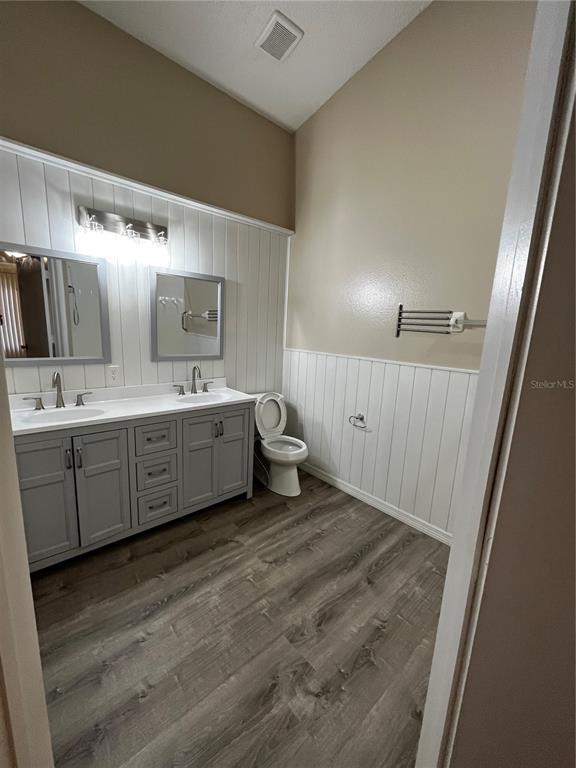 Building Photo - 8526 HUNTERS KEY Cir