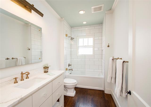 Building Photo - 1134 N Clinton Ave