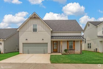 Building Photo - Gorgeous 3 bed 3 bath home for lease | Nor...