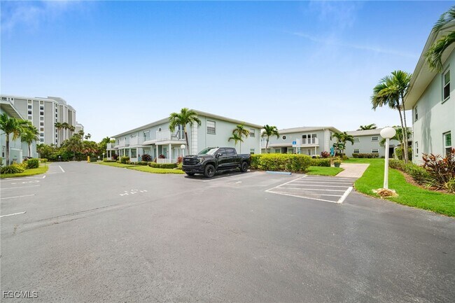 Building Photo - 3338 N Key Dr