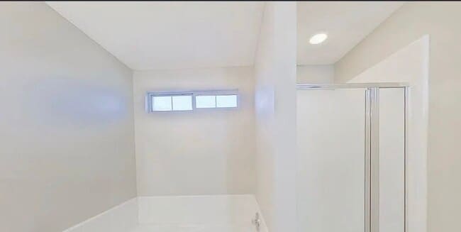 Building Photo - AVAILABLE NOW