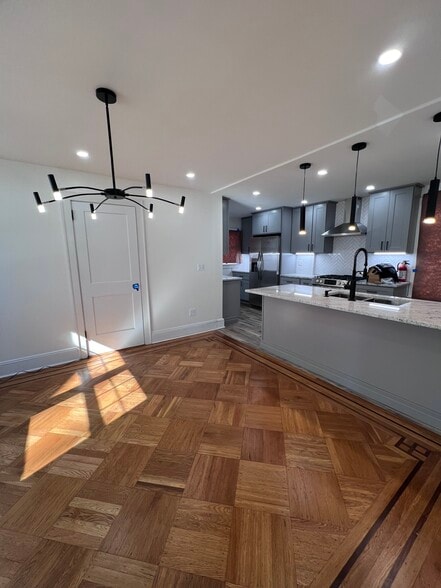 Building Photo - 45 Cathedral Ave