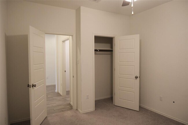 Building Photo - 11720 Reindeer Dr