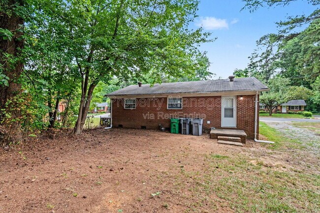 Building Photo - 9131 Feldbank Dr