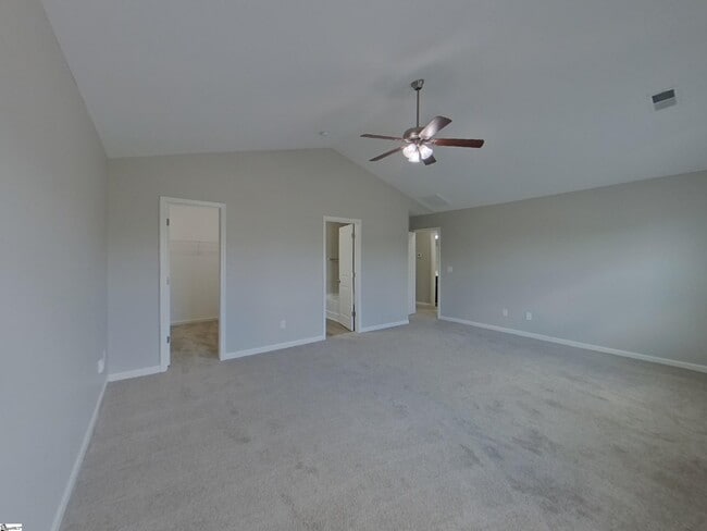 Building Photo - 117 Prairie Wolf Run