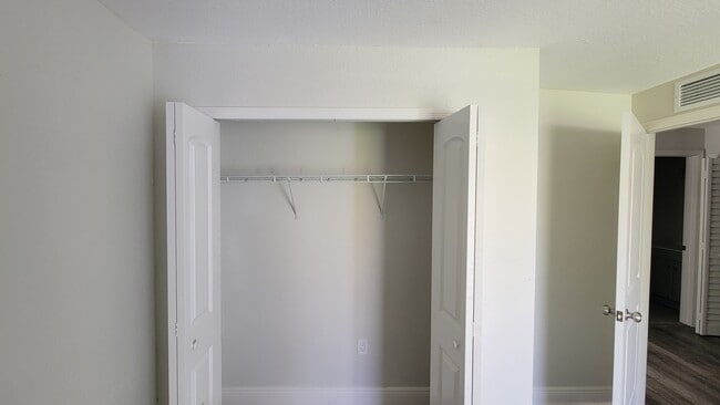Building Photo - 531 Rock Pit Rd
