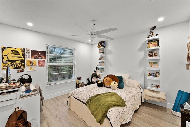 Building Photo - 109 Reserve Cir