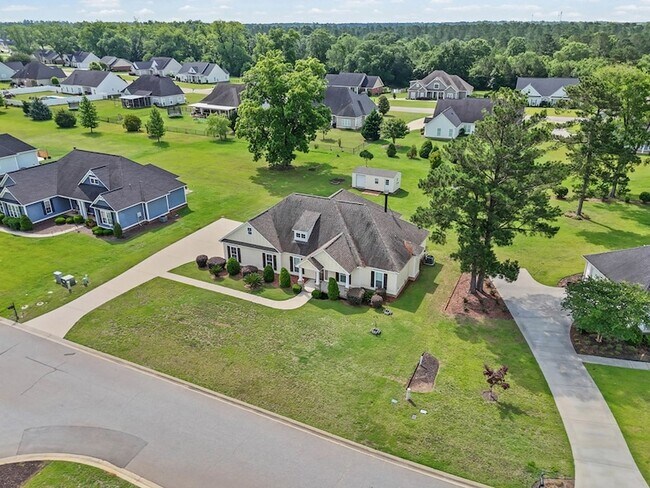 Building Photo - 128 Thistledown Dr
