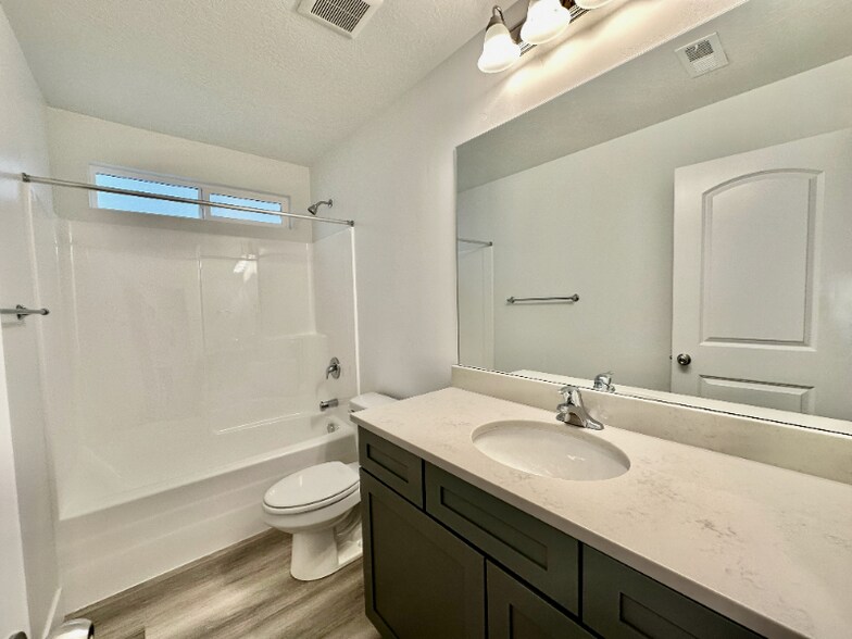 Building Photo - 4558 W Watchmen Wy