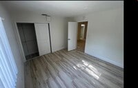 Building Photo - 240 NE 12th St