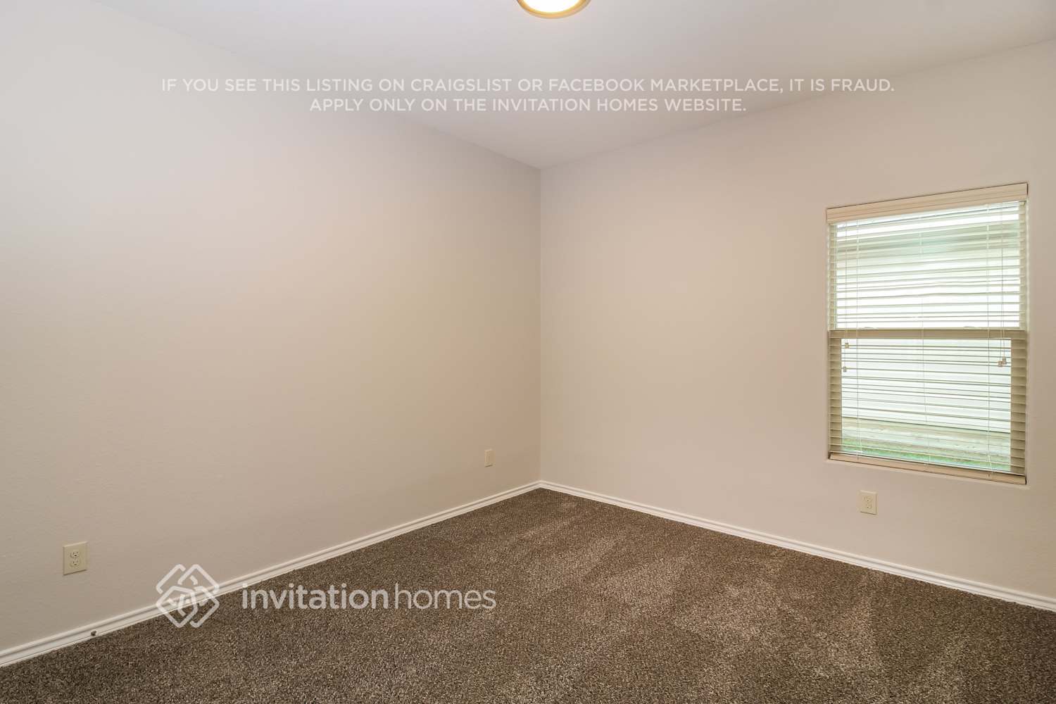 Building Photo - 717 Santa Rosa Dr