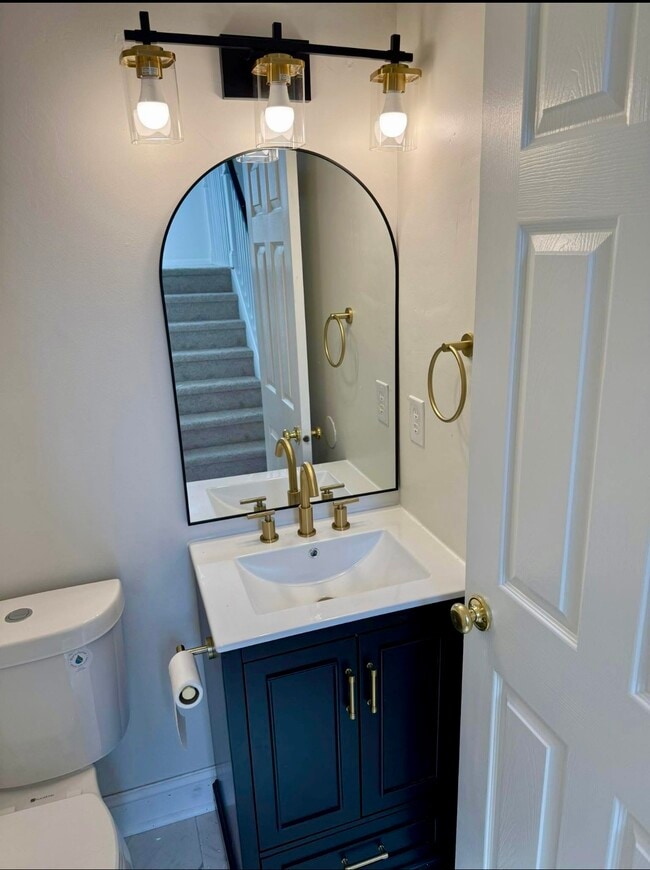 Building Photo - 326 Marldale Dr