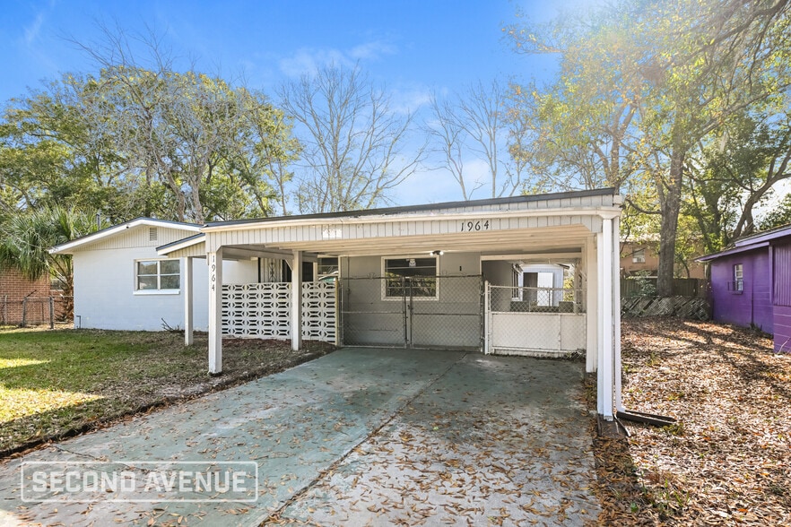 Building Photo - 1964 Leonard Cir S