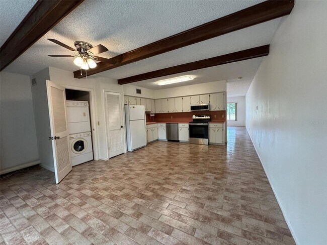 Building Photo - 2170 Americus Blvd S