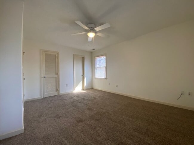 Building Photo - Rama Rd area -Updated 3 bed,2 bath ranch fence in cul-de-sac