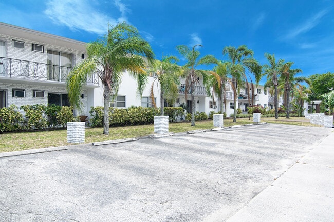 Primary Photo - 6150 SW 37th St