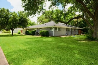 Building Photo - 5503 W Bellfort Ave