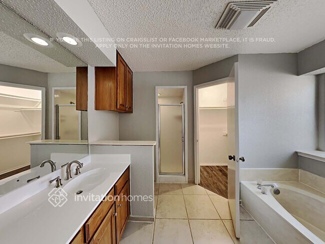 Building Photo - 5122 Eagle Nest Dr