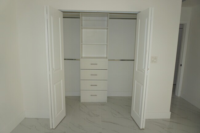 Building Photo - 15614 SW 110th Terrace