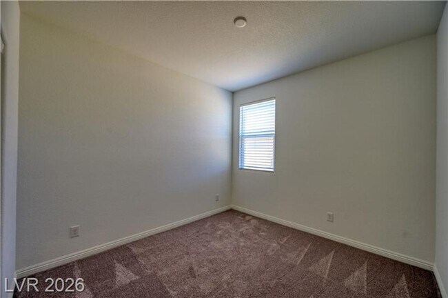 Building Photo - 3602 E Umatilla Ave