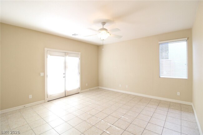 Building Photo - 754 Rise Canyon Dr