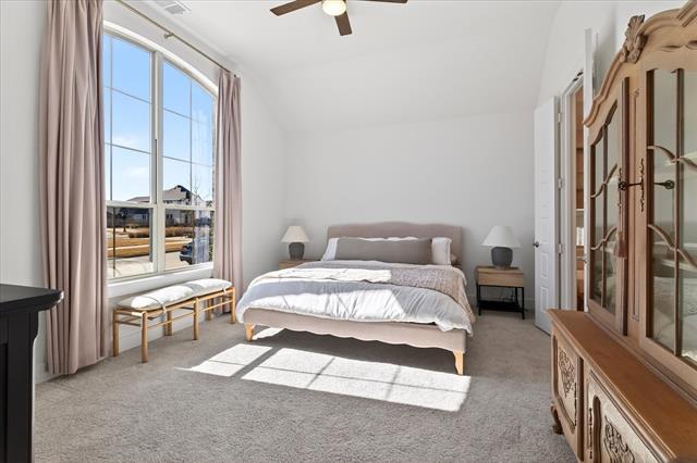 Building Photo - 1908 Elm Pl