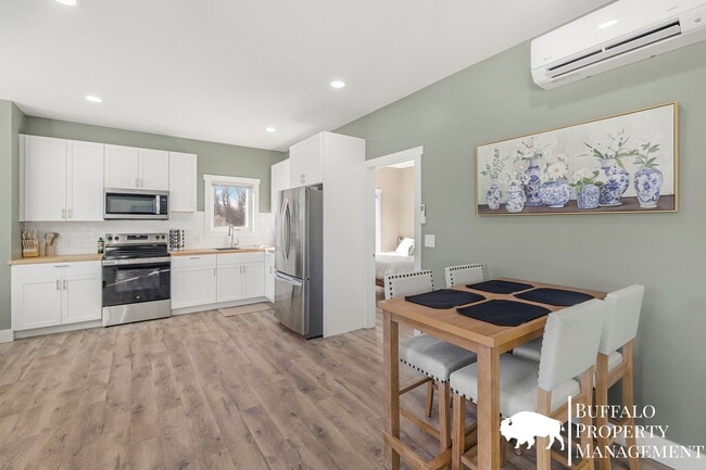 Building Photo - Brand new fully furnished home available for rent!!