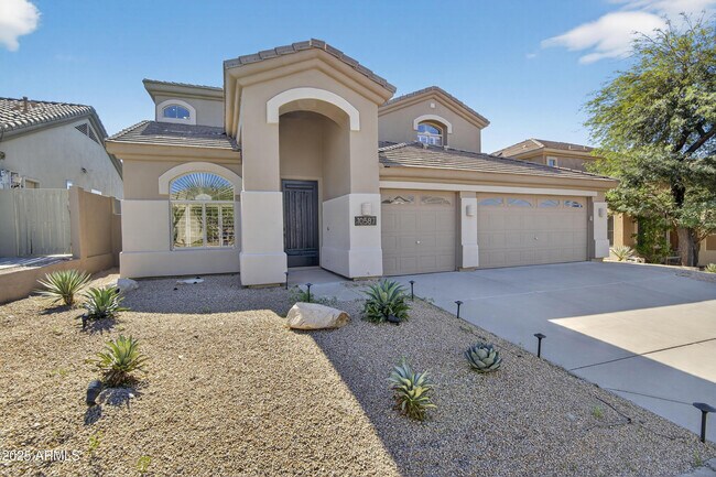 Building Photo - 10587 E Sheena Dr