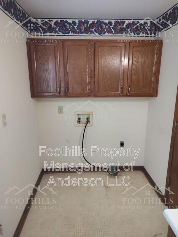Building Photo - 409 A Nelson Dr