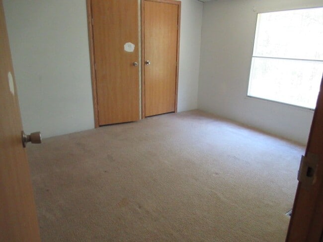 Building Photo - 406 Crystal Dr