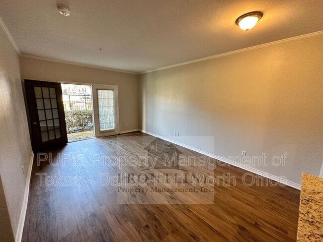 Building Photo - 1655 Ascension Bluff Dr