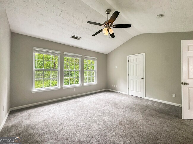 Building Photo - 3855 Shenfield Dr