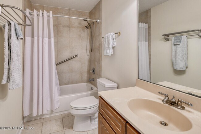 Building Photo - 3316 E Heritage Cove Dr