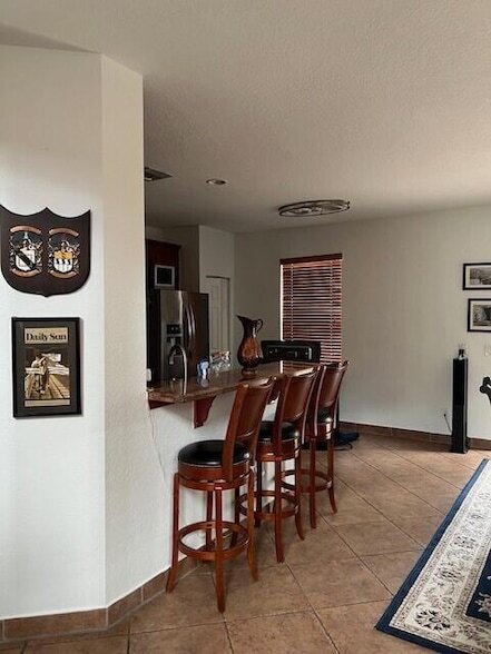 Building Photo - 144 Blue Grotto Dr