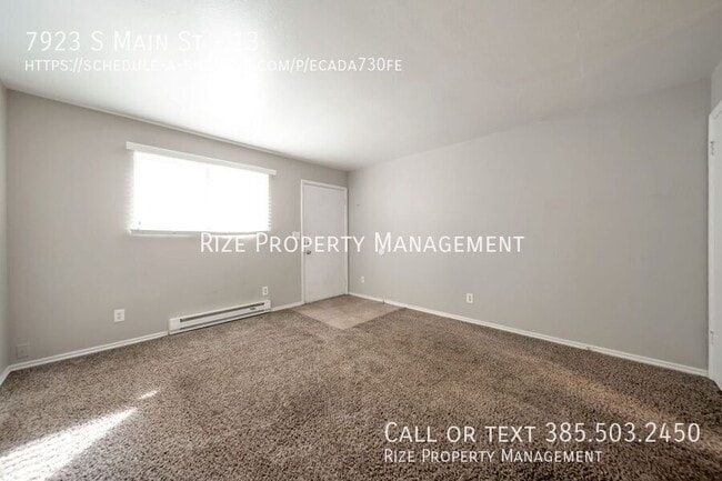 Building Photo - 7923 S Main St