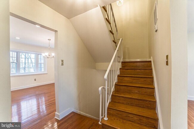 Building Photo - 3337 Contessa Ct